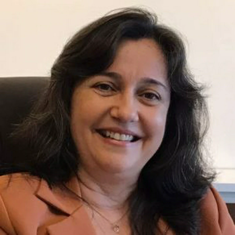Ana S.